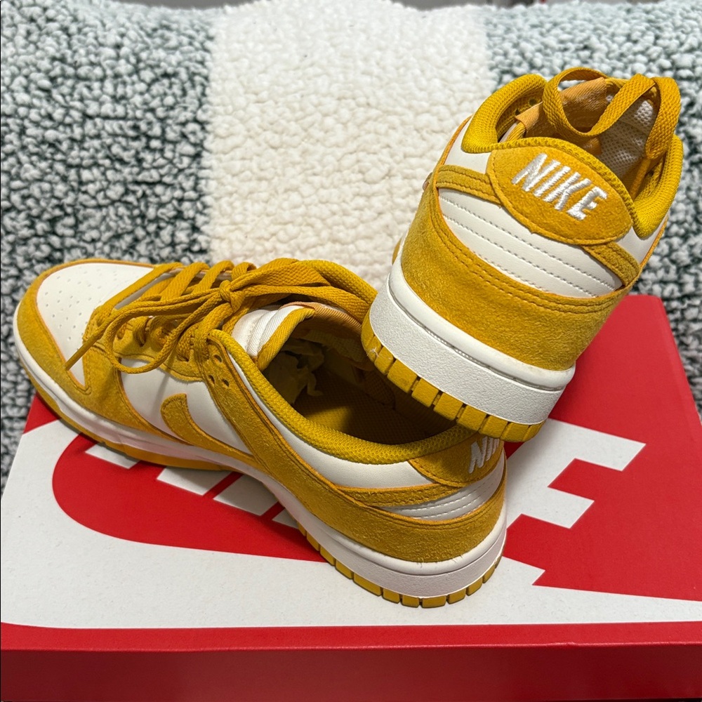 Nike Yellow and White Dunks - Picture 2 of 6